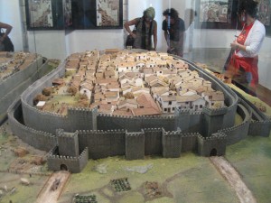 Valença Miniature